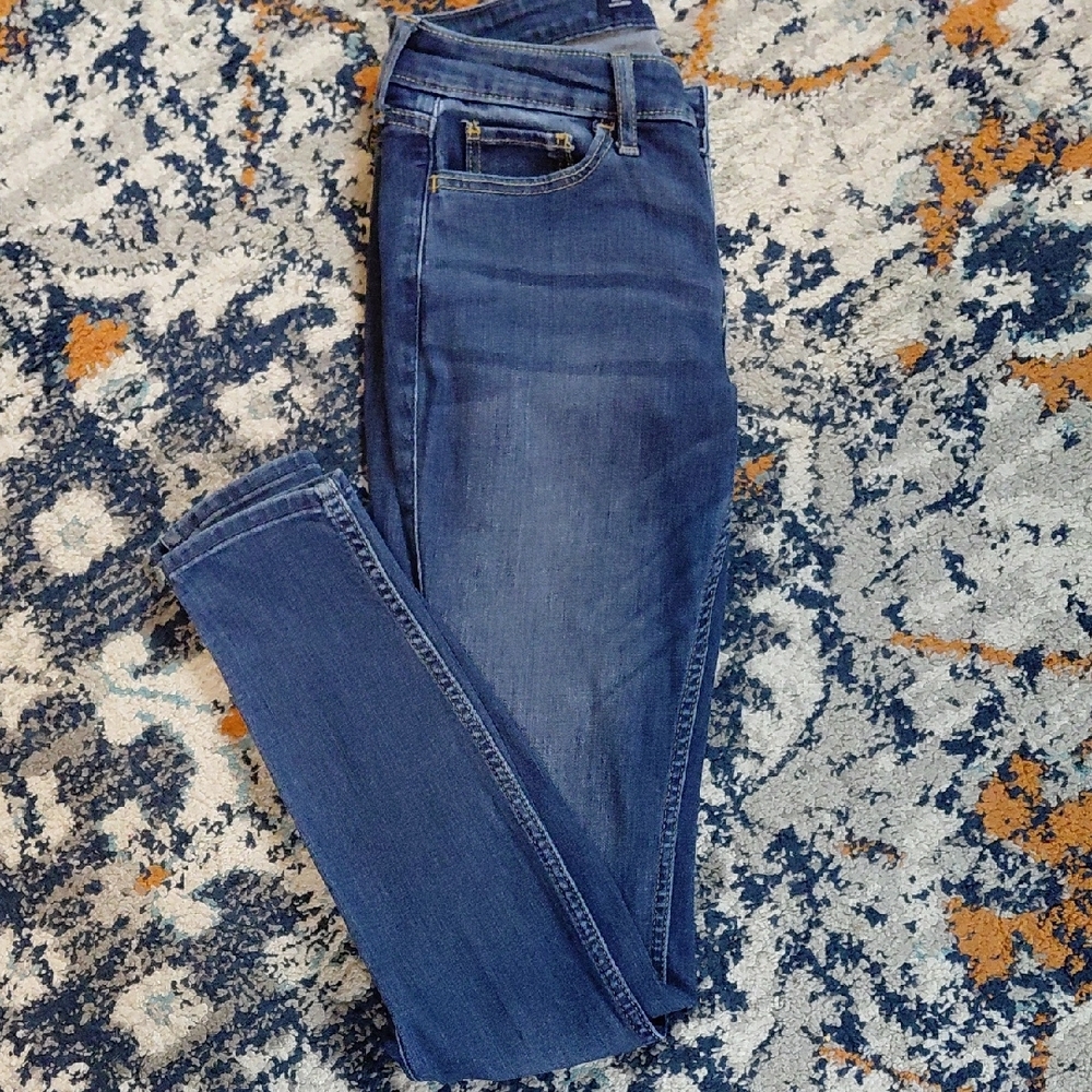 Hollister Dark Blue Women's Skinny Jeans - Picture 3 of 4